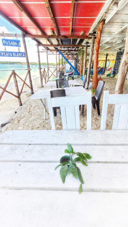 Hostal بلايا بلانكا المظهر الخارجي الصورة