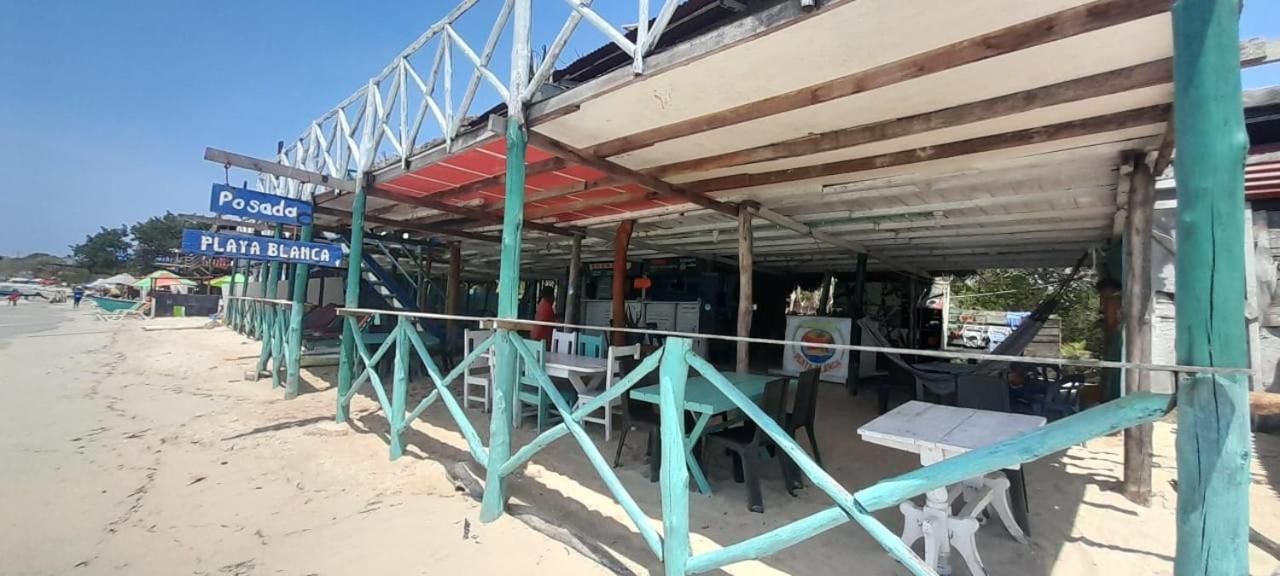 Hostal بلايا بلانكا المظهر الخارجي الصورة