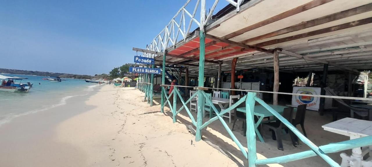 Hostal بلايا بلانكا المظهر الخارجي الصورة