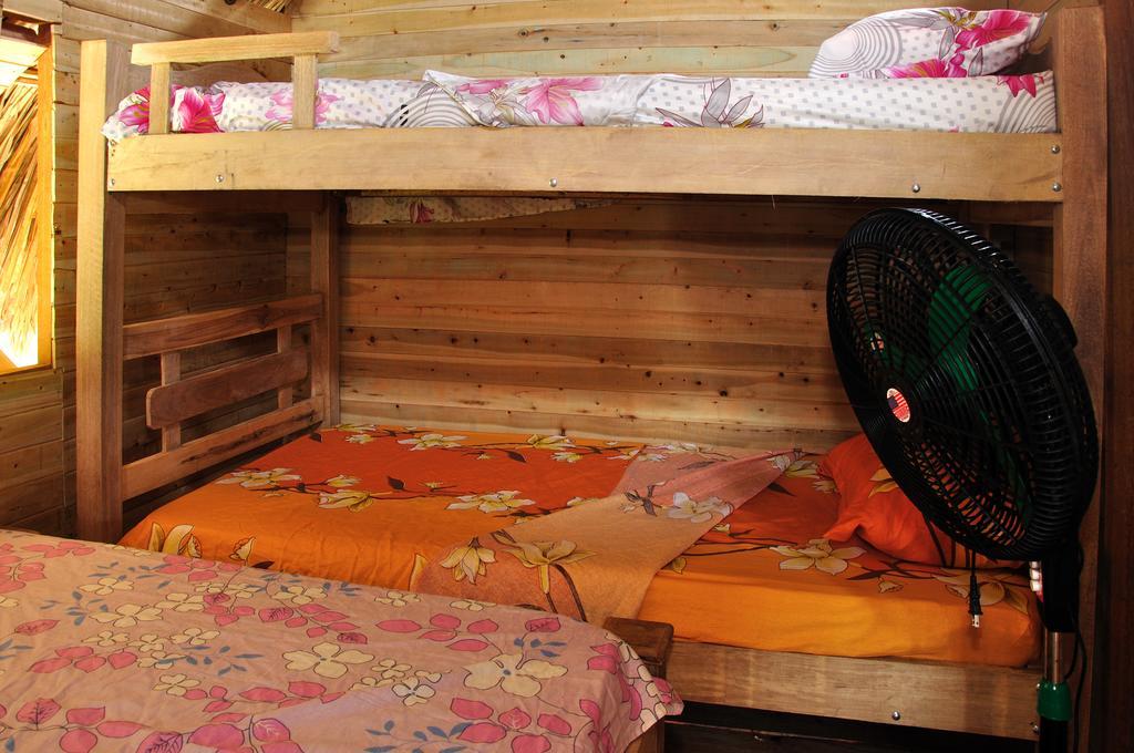 Hostal بلايا بلانكا المظهر الخارجي الصورة