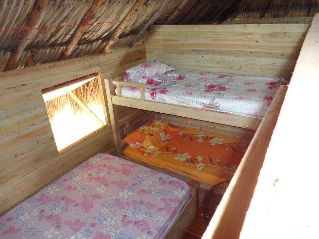 Hostal بلايا بلانكا الغرفة الصورة